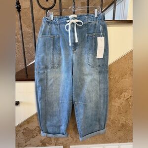 Risen Barrel Jeans